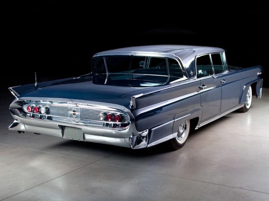  Lincoln Continental Mark III Landau 1958 года  (фото 5 из 15)